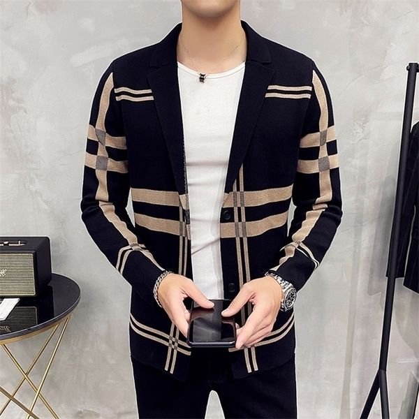 mens knitted sweater jacket men fashion brand slim striped long sleeve suit collar cardigan wool jacket coat 220819, White;black
mens knitted sweater jacket men fashion brand slim striped long sleeve suit collar cardigan wool jacket coat 220819, White;black