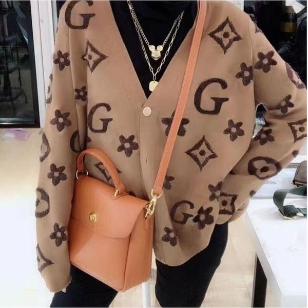 women sweet y2k sweater long sleeve ggity tees button down cardigan hollow out crochet knitted crop t-shirt streetwear, White;black
women sweet y2k sweater long sleeve ggity tees button down cardigan hollow out crochet knitted crop t-shirt streetwear, White;black