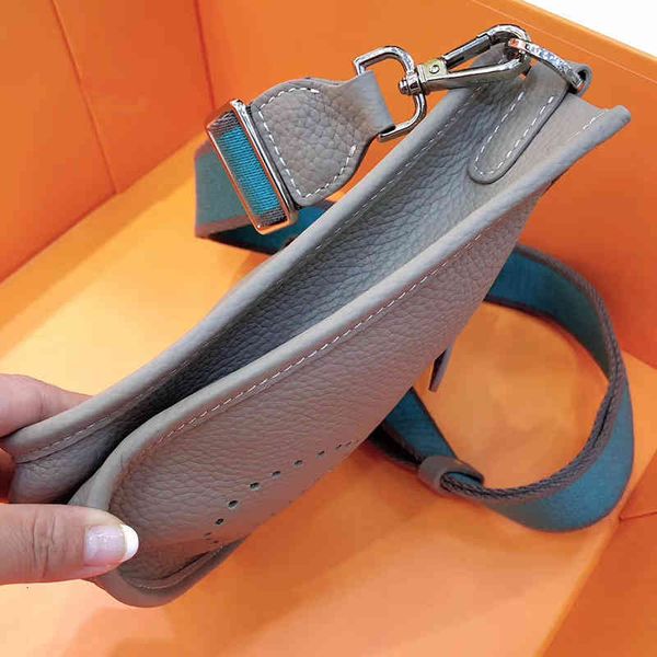 evening bags good selling leather women's bag litchi pattern layer cowhide evelyn single shoulder messenger ins hollow bucket
evening bags good selling leather women's bag litchi pattern layer cowhide evelyn single shoulder messenger ins hollow bucket