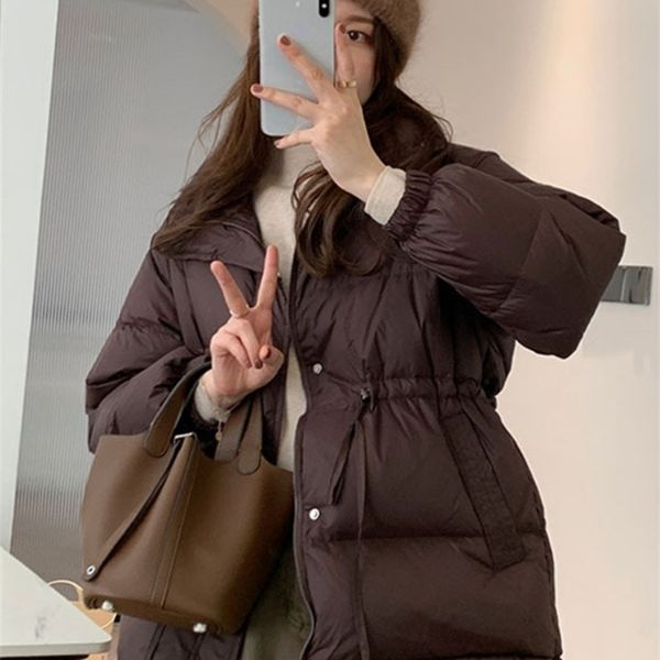 2022 winter down jacket women 90% white duck down coat solid color loose stand collar luxury warm outerwear streetwear fashion 220822, Black
2022 winter down jacket women 90% white duck down coat solid color loose stand collar luxury warm outerwear streetwear fashion 220822, Black