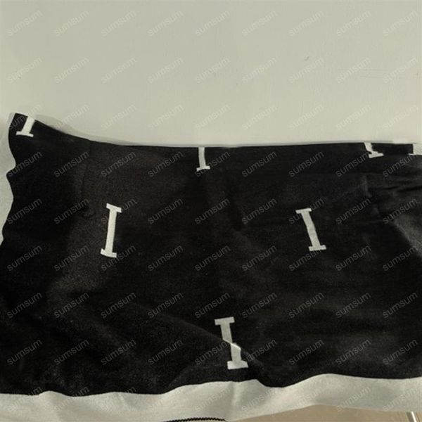 warmly designer blankets blanket cashmere women 135x165cm luxury letter sublimation winter baby beach bathing towel bath home d210262h
warmly designer blankets blanket cashmere women 135x165cm luxury letter sublimation winter baby beach bathing towel bath home d210262h