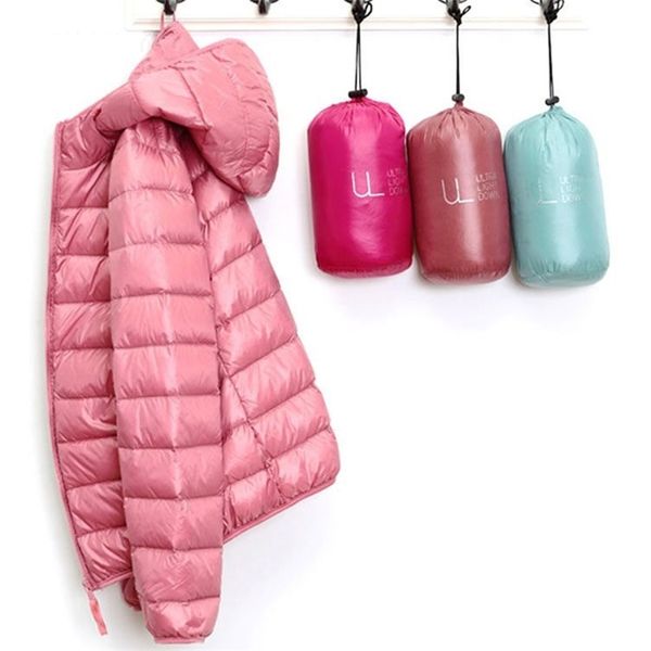 womens down parkas autumn winter women ultralight thin jacket 90% white duck hooded jackets warm coat parka female portable outwear 220829, Black
womens down parkas autumn winter women ultralight thin jacket 90% white duck hooded jackets warm coat parka female portable outwear 220829, Black