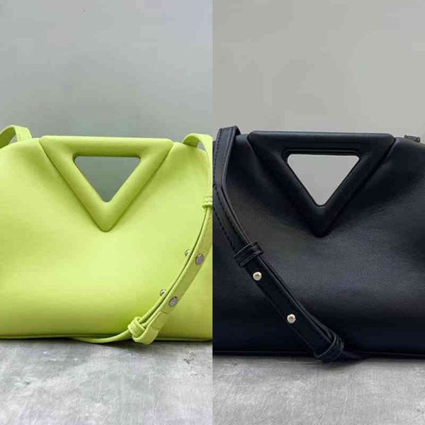 evening bags handbags venetasss designer bbottegasss package clip inverted triangle candy color cloud messenger bag leather hdum
evening bags handbags venetasss designer bbottegasss package clip inverted triangle candy color cloud messenger bag leather hdum