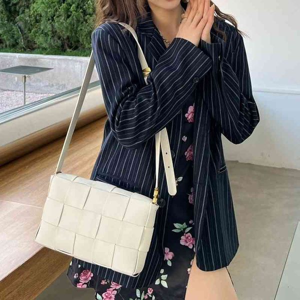 classic evening bags cowhide designer venetassss handbags s woven handbag women's bag single shoulder messenger bag high sense ins vers
classic evening bags cowhide designer venetassss handbags s woven handbag women's bag single shoulder messenger bag high sense ins vers
