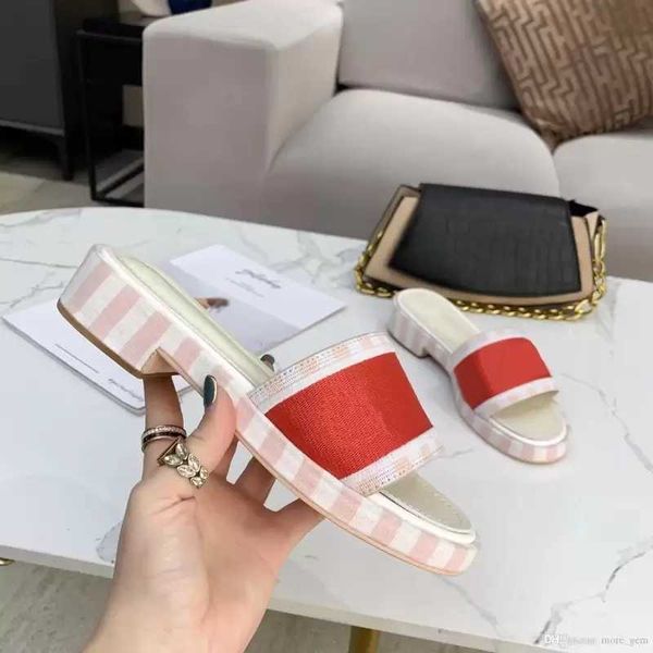 slippers high version c family one-sided belt slippers women's heel letter sandals wear, Black
slippers high version c family one-sided belt slippers women's heel letter sandals wear, Black