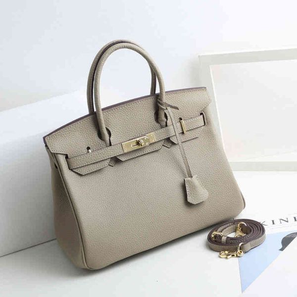 luxury evening bags designer herme birkiins large capacity platinum leather women's head layer cow slanting fashion one shoulder
luxury evening bags designer herme birkiins large capacity platinum leather women's head layer cow slanting fashion one shoulder