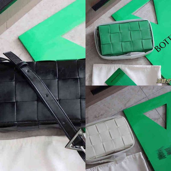 bags evening classic venetassss hands s divani designer woven oil wax leather small square pillow magnetic buckle tofu bag single shoulder m
bags evening classic venetassss hands s divani designer woven oil wax leather small square pillow magnetic buckle tofu bag single shoulder m