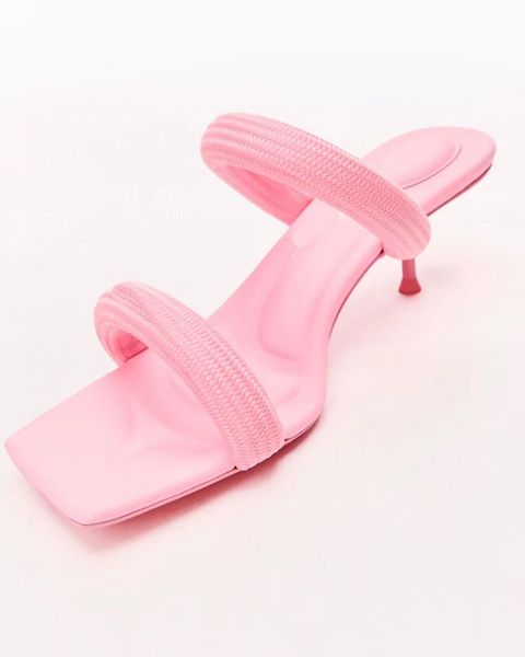 2022 women's mule slippers sandals embossed letter sandals imported silk mats summer designer luxury fashion women beach 35-40, Black
2022 women's mule slippers sandals embossed letter sandals imported silk mats summer designer luxury fashion women beach 35-40, Black