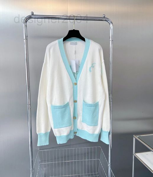 women's sweaters designer paris lock letter jacquard early autumn new fresh contrast color pocket metal button loose large edition knit, White;black
women's sweaters designer paris lock letter jacquard early autumn new fresh contrast color pocket metal button loose large edition knit, White;black