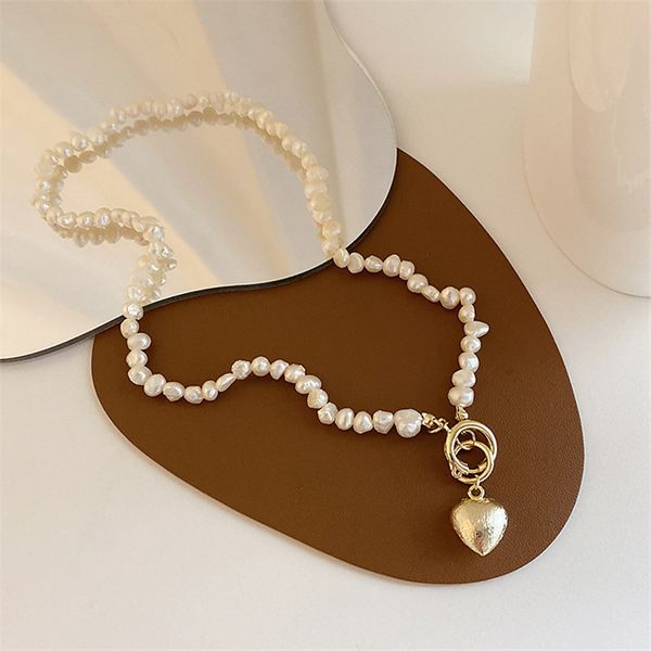 natural baroque abnormity freshwater pearl heart-shaped pendant necklace vintage collarbone chain, Silver
natural baroque abnormity freshwater pearl heart-shaped pendant necklace vintage collarbone chain, Silver