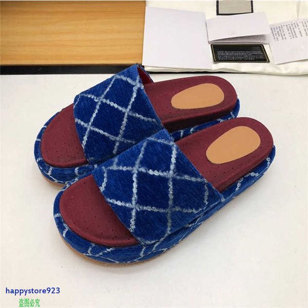 t113e 2021 summer slippers sandals open-toed sponge cake thick-soled flat-mouth star same paragraph non-slip drag women's printed shoes, Black
t113e 2021 summer slippers sandals open-toed sponge cake thick-soled flat-mouth star same paragraph non-slip drag women's printed shoes, Black