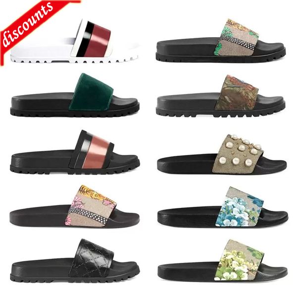 2023 2022 designers slippers for men women floral slides woman flats platform sandals rubber brocade gear sole mule flip flops striped beach, Black
2023 2022 designers slippers for men women floral slides woman flats platform sandals rubber brocade gear sole mule flip flops striped beach, Black
