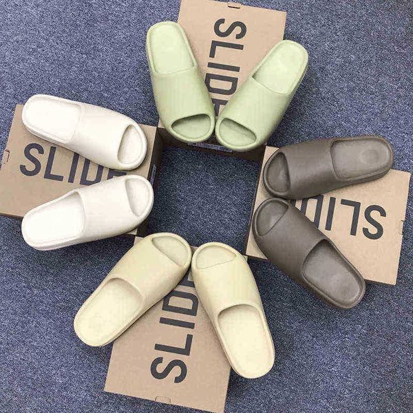soft slippers men women non-slip bathroom home shoes flat eva thick sole slides, Black
soft slippers men women non-slip bathroom home shoes flat eva thick sole slides, Black
