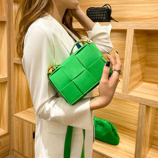 bags evening venetasss bbottegasss handbags female woven bag oil wax leather small square ins one shoulder messenger
bags evening venetasss bbottegasss handbags female woven bag oil wax leather small square ins one shoulder messenger