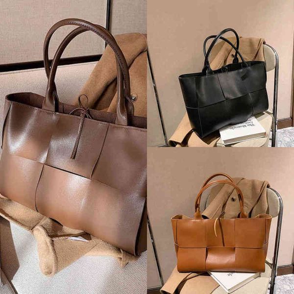 evening bags classic lesale luxury handbags bottegassssss venetassss venetas bottegasssss large women textured shoulder bag large capacity w
evening bags classic lesale luxury handbags bottegassssss venetassss venetas bottegasssss large women textured shoulder bag large capacity w