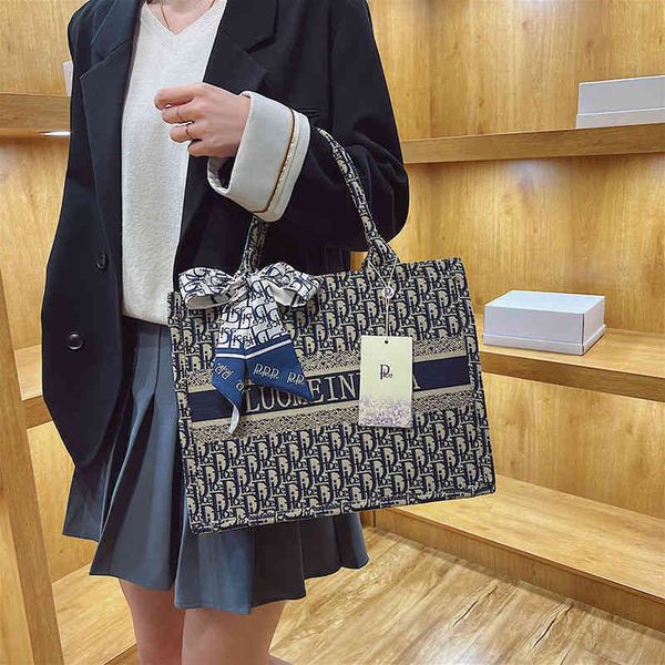 65% off factory clearance large bag female 2022 new fashion canvas embroidery large capacity one shoulder armpit bag lap tote bag
65% off factory clearance large bag female 2022 new fashion canvas embroidery large capacity one shoulder armpit bag lap tote bag