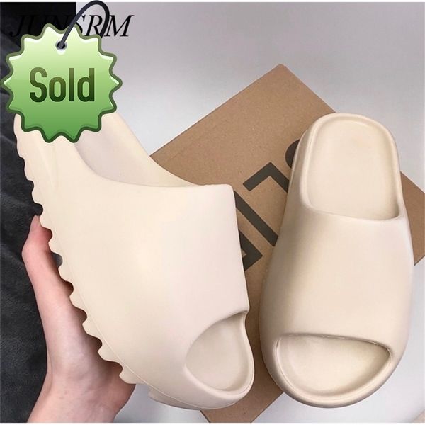 sold summer slippers men women indoor eva cool soft bottom sandals trend slides light beach shoes slippers home big size 220111, Black
sold summer slippers men women indoor eva cool soft bottom sandals trend slides light beach shoes slippers home big size 220111, Black
