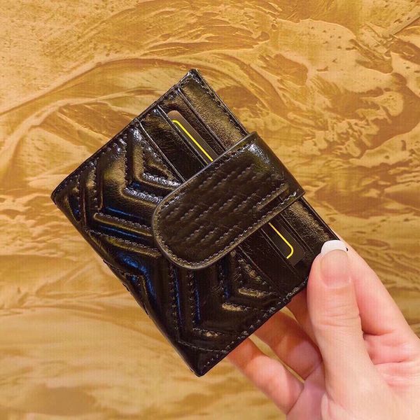 new fashion coin purse designer oil wax leather flat texture luxury mini card holder, Red;black
new fashion coin purse designer oil wax leather flat texture luxury mini card holder, Red;black