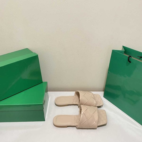 women high heels sandals slippers ladies slides square slipper woven leather party sandal, Black
women high heels sandals slippers ladies slides square slipper woven leather party sandal, Black