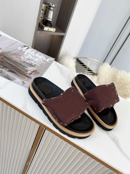 slippers luxury brand shoes pool pillow comfort sandals slippers platform slides designer, Black
slippers luxury brand shoes pool pillow comfort sandals slippers platform slides designer, Black