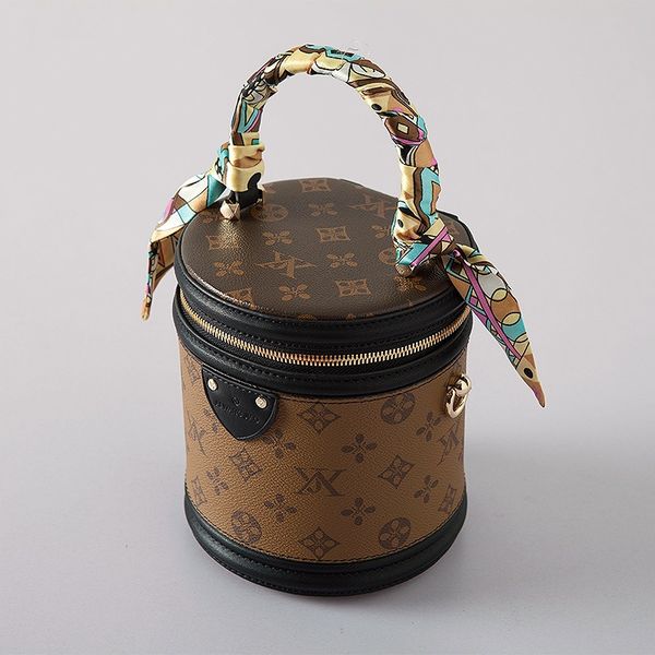 accessories women fashion letter bucket bag luxurys designers leather handbag, Silver
accessories women fashion letter bucket bag luxurys designers leather handbag, Silver