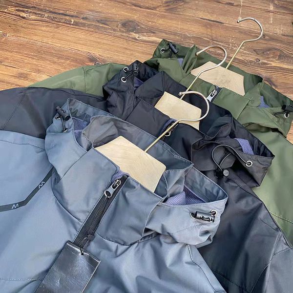 waterproof hooded hoodie men's women's fashion streetwear sweatshirts loose clothes, Black
waterproof hooded hoodie men's women's fashion streetwear sweatshirts loose clothes, Black