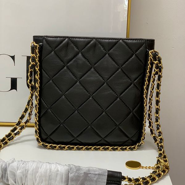 italy womens lambskin chain bucket bags ghw crossbody shoulder with coin charm classic mini handbags 23x21x5cm 
italy womens lambskin chain bucket bags ghw crossbody shoulder with coin charm classic mini handbags 23x21x5cm