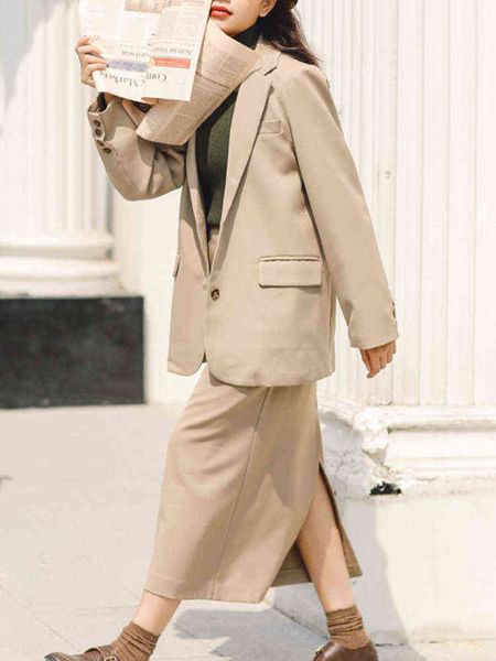 new women fashion elegant slim skirts suit casual loose blazer jackets high waist saya two pieces set femme vintage clothing j220813, White;black
new women fashion elegant slim skirts suit casual loose blazer jackets high waist saya two pieces set femme vintage clothing j220813, White;black