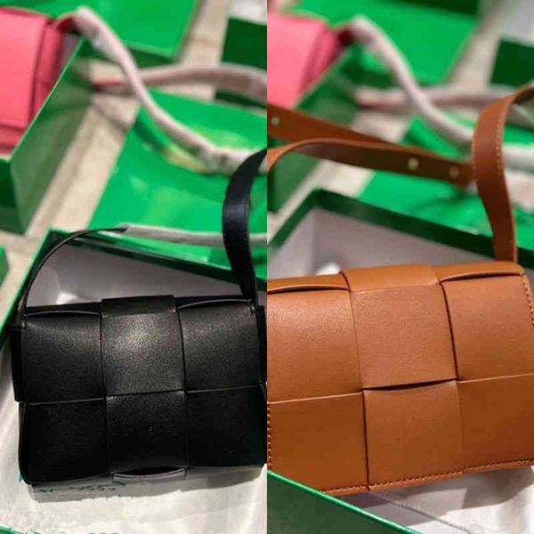 evening bags venetasss bbottegasss handbags oil mini female wax cow leather waist single shoulder messenger cassette woven tofu
evening bags venetasss bbottegasss handbags oil mini female wax cow leather waist single shoulder messenger cassette woven tofu