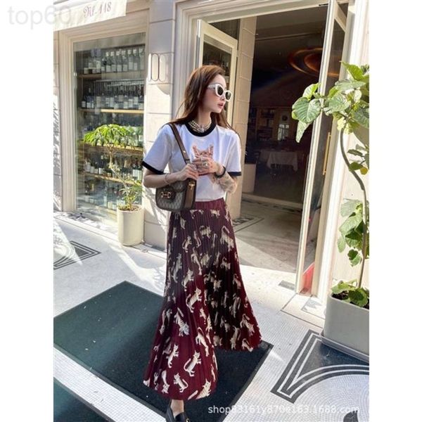 skirts designer chaopai 22ss summer new style niche design funny little tiger illustration pleated skirt 7h0s, Black
skirts designer chaopai 22ss summer new style niche design funny little tiger illustration pleated skirt 7h0s, Black