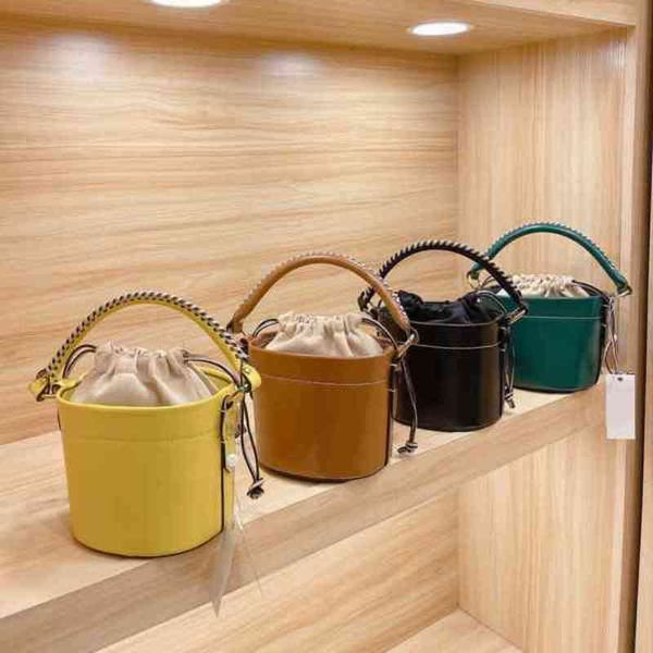 designer bags for handbags women torys the tote bag luxuries fashion crossbody tb handbag shoulder burchs purses 7a wallet kira fleming elea
designer bags for handbags women torys the tote bag luxuries fashion crossbody tb handbag shoulder burchs purses 7a wallet kira fleming elea