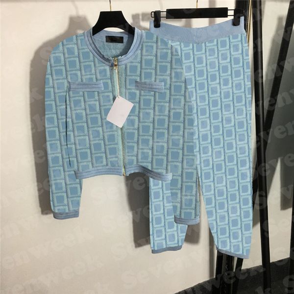 plush knit cardigan trousers suit for women tracksuits long sleeve jacket high waist knitted casual pants, Gray
plush knit cardigan trousers suit for women tracksuits long sleeve jacket high waist knitted casual pants, Gray