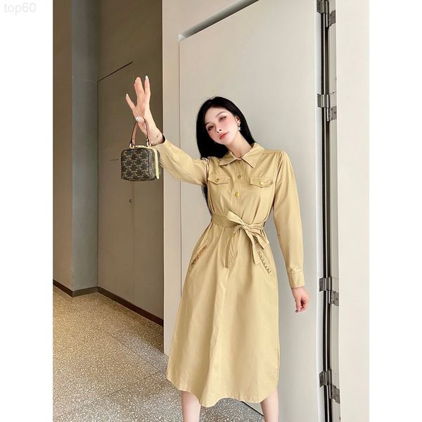 casual dresses designer ce22ss autumn winter new long sleeve windbreaker dress engraved metal button pattern chain decorative umwv, Black;gray
casual dresses designer ce22ss autumn winter new long sleeve windbreaker dress engraved metal button pattern chain decorative umwv, Black;gray