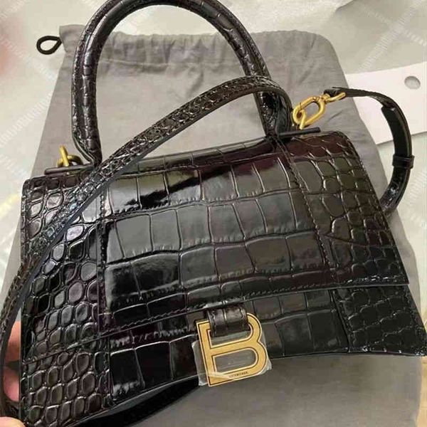 handbags fashion balencigas bags designer women's french high sense handbag vintage crocodile
handbags fashion balencigas bags designer women's french high sense handbag vintage crocodile