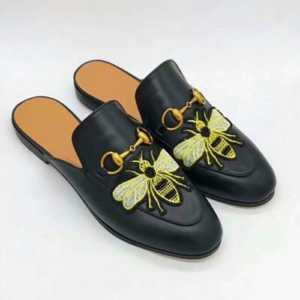 slippers origianl box europe fashion slide sandals causal non-slip summer huaraches slippers flip flops slipper women classical 35-39, Black
slippers origianl box europe fashion slide sandals causal non-slip summer huaraches slippers flip flops slipper women classical 35-39, Black