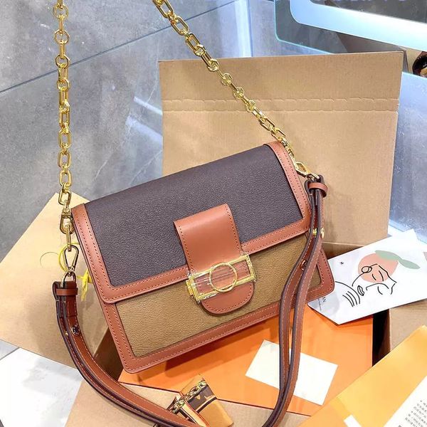 designer luxury women the tote bag fashion versatile handbags shoulder crossbody bags purse tories totes large capacity saddle wallets 7a ga
designer luxury women the tote bag fashion versatile handbags shoulder crossbody bags purse tories totes large capacity saddle wallets 7a ga