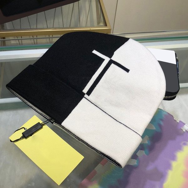 luxurys designers beanie versatile winter hat classic soild color cap womens fashionable street fitted hats mens beanies very good, Blue;gray
luxurys designers beanie versatile winter hat classic soild color cap womens fashionable street fitted hats mens beanies very good, Blue;gray