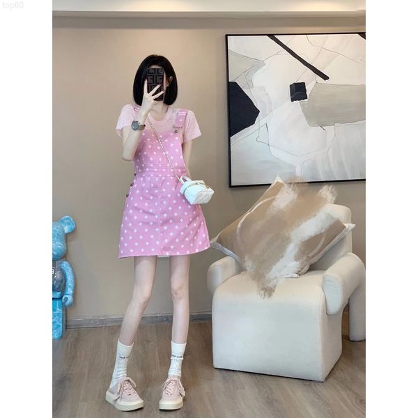 women's tracksuits designer chaopai 22 spring / summer new college style full print cross high waist thin jeans suspender dress with sh, Gray
women's tracksuits designer chaopai 22 spring / summer new college style full print cross high waist thin jeans suspender dress with sh, Gray