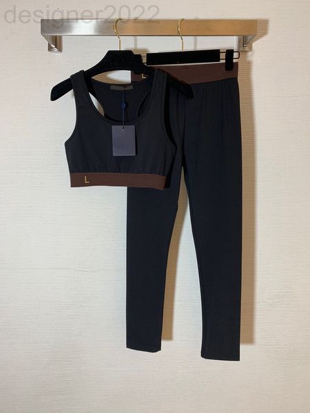 women's tracksuits designer european goods letter printed waistline t-shaped vest high waist elastic leggings yoga sports suit pw9r, Gray
women's tracksuits designer european goods letter printed waistline t-shaped vest high waist elastic leggings yoga sports suit pw9r, Gray