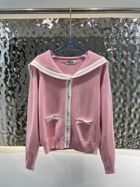 women's sweaters designer chaopai 2022 early autumn new product letter embroidery v-neck contrast color pocket button loose knit cardig, White;black
women's sweaters designer chaopai 2022 early autumn new product letter embroidery v-neck contrast color pocket button loose knit cardig, White;black