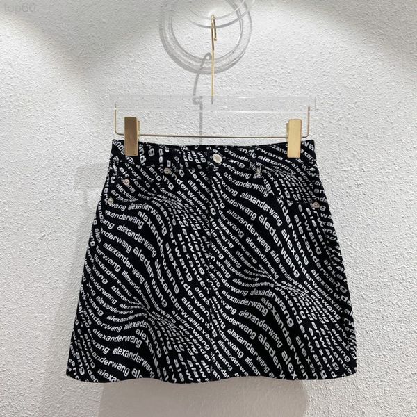 skirts designer dawangjia aw letter printed casual skirt women's 2022 summer new korean high waist jeans a-shaped short gm6e, Black
skirts designer dawangjia aw letter printed casual skirt women's 2022 summer new korean high waist jeans a-shaped short gm6e, Black