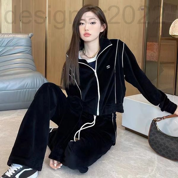 women's tracksuits designer ce home design sense fashion velvet embroidery leisure suit women's style temperament thin coat high w, Gray
women's tracksuits designer ce home design sense fashion velvet embroidery leisure suit women's style temperament thin coat high w, Gray