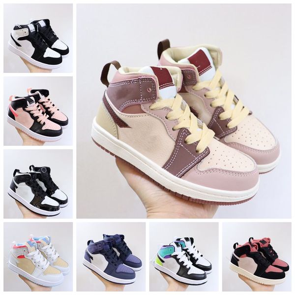 2023 nfant running shoessbaby jumpman sneakers 1s designer kids outdoor basketball shoes game royal scotts obsidian chicago bred sneakers mi, Black;red
2023 nfant running shoessbaby jumpman sneakers 1s designer kids outdoor basketball shoes game royal scotts obsidian chicago bred sneakers mi, Black;red