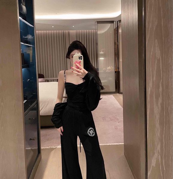 women's tracksuits designer 22 autumn new women's three piece set 86dt, Gray
women's tracksuits designer 22 autumn new women's three piece set 86dt, Gray