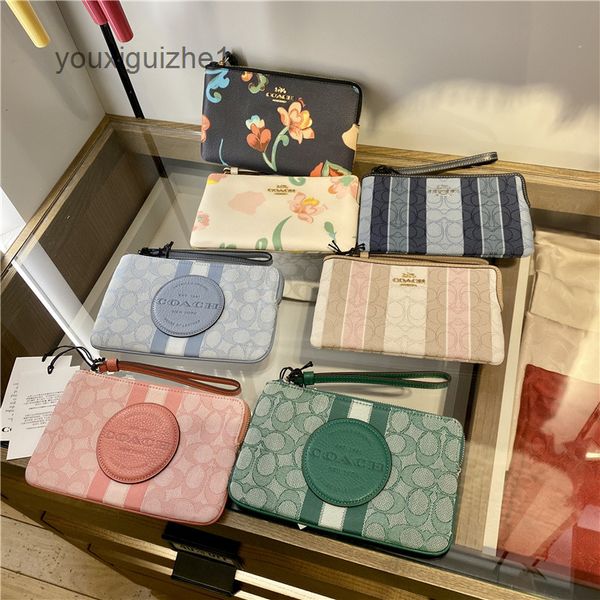 luxuries designers women coch bag cochs crossbody handbag shoulder totes bags cc designer handbags tote purses wallet c84d
luxuries designers women coch bag cochs crossbody handbag shoulder totes bags cc designer handbags tote purses wallet c84d
