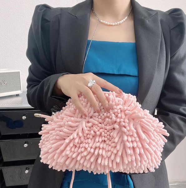 autumn/winter plush cloud bag candy color dumpling bag cute fashion marshmallow clutch messenger bags
autumn/winter plush cloud bag candy color dumpling bag cute fashion marshmallow clutch messenger bags