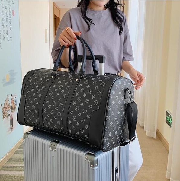 55cm pu leather duffle travel bag keepall attractive tote shoulder cross body suitcases men's duffel outdoor packs bags stuff sacks lug
55cm pu leather duffle travel bag keepall attractive tote shoulder cross body suitcases men's duffel outdoor packs bags stuff sacks lug
