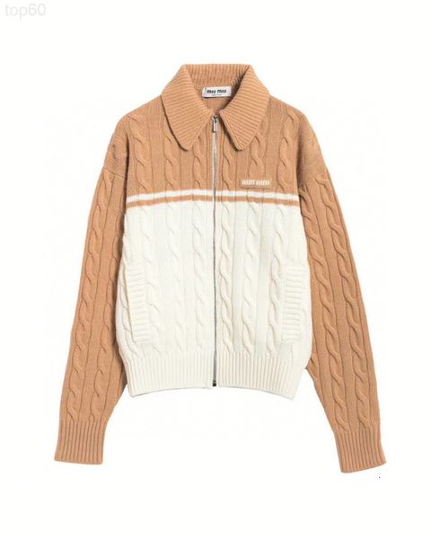 women's sweaters designer xiaozhongchao brand autumn winter 2022 new polo collar contrast letter embroidery long sleeve zipper knitted, White;black
women's sweaters designer xiaozhongchao brand autumn winter 2022 new polo collar contrast letter embroidery long sleeve zipper knitted, White;black
