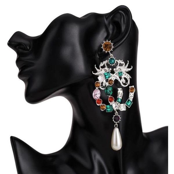latest women designer giiu pendant earrings vintage crystal statement earrings famous european brand jewelry a011260v, Golden;silver
latest women designer giiu pendant earrings vintage crystal statement earrings famous european brand jewelry a011260v, Golden;silver