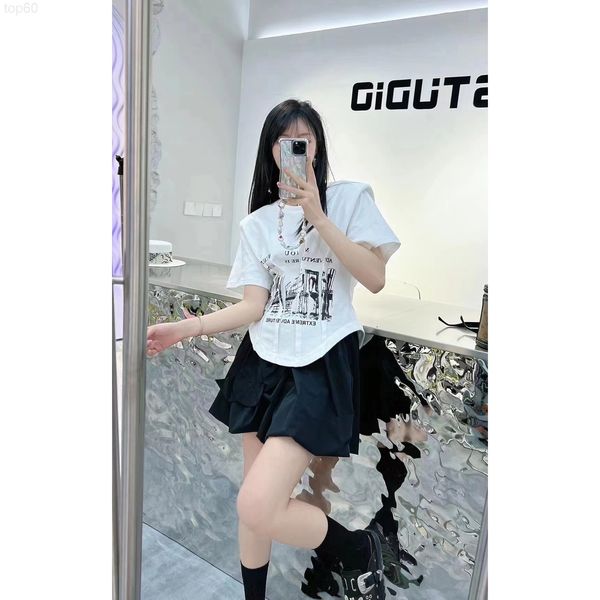 women's hoodies & sweatshirts designer chaopai 22 spring / summer new fashion shoulder pad waist folded short sleeve letter t-shirt for, Black
women's hoodies & sweatshirts designer chaopai 22 spring / summer new fashion shoulder pad waist folded short sleeve letter t-shirt for, Black